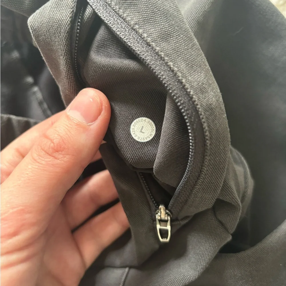 lululemon athletica Black Men's Jogger Sweatpants - Picture 8 of 8
